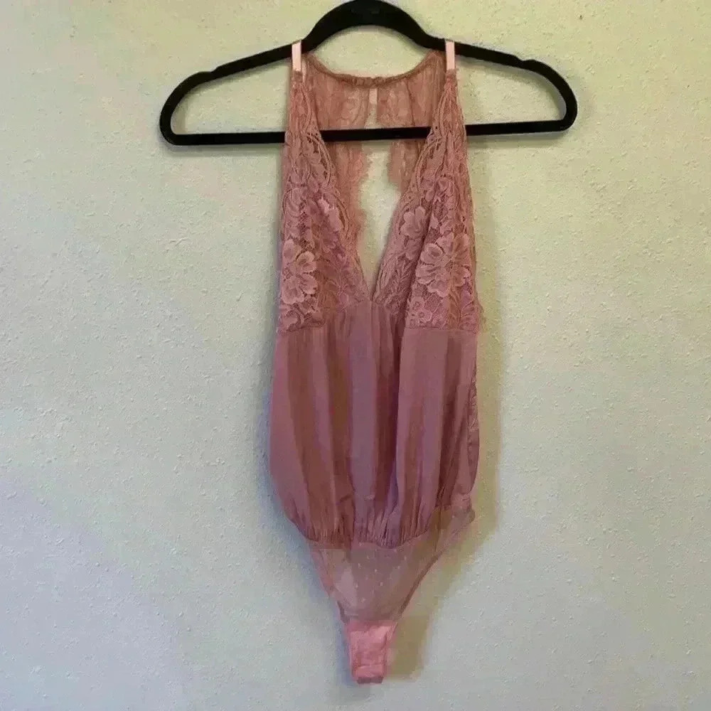 FREE PEOPLE Women’s Lace Bodysuit